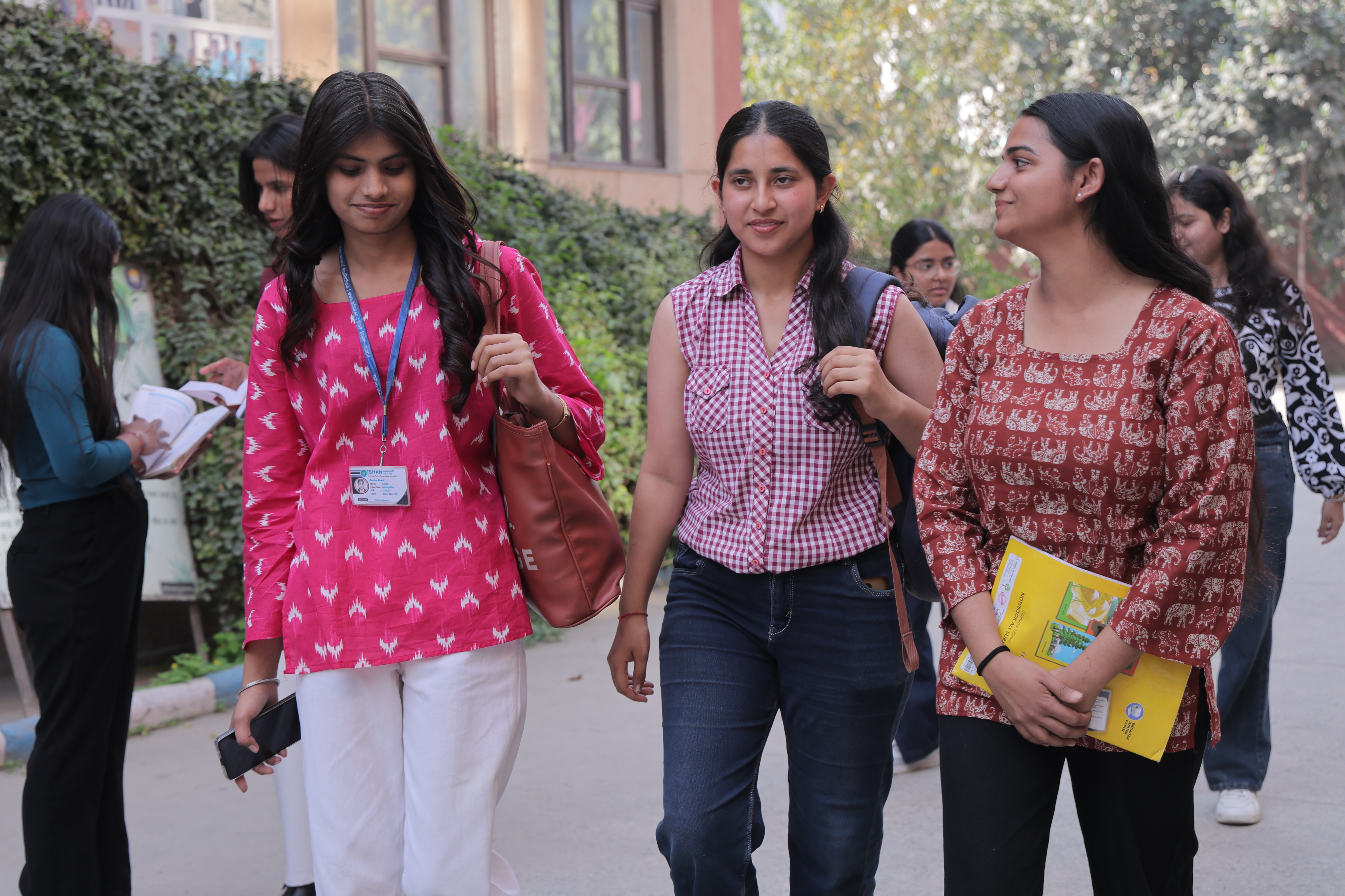 PGDM Students Campus Life at Ishan IIMT Greater Noida.